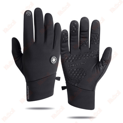 black new riding gloves men